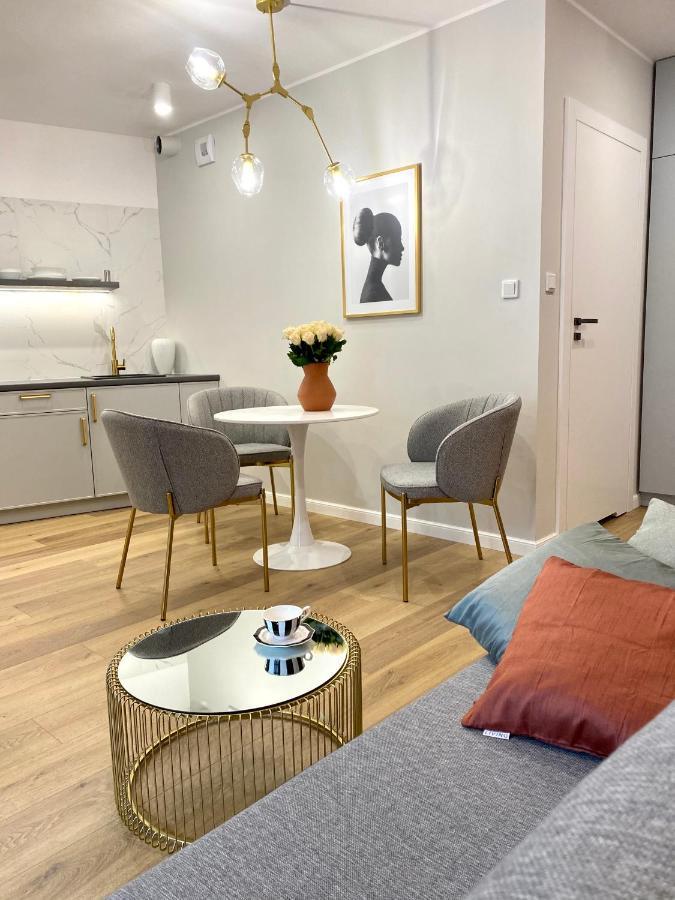 Apartament Prestige /Miejsce Parkingowe ポズナン エクステリア 写真